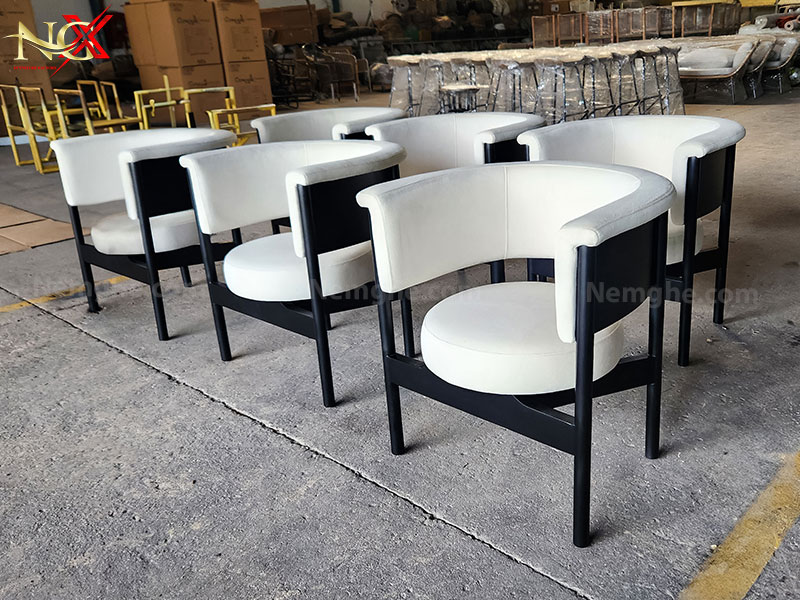 Ghế ăn 01 phù hợp với nhiều phong cách khác nhau